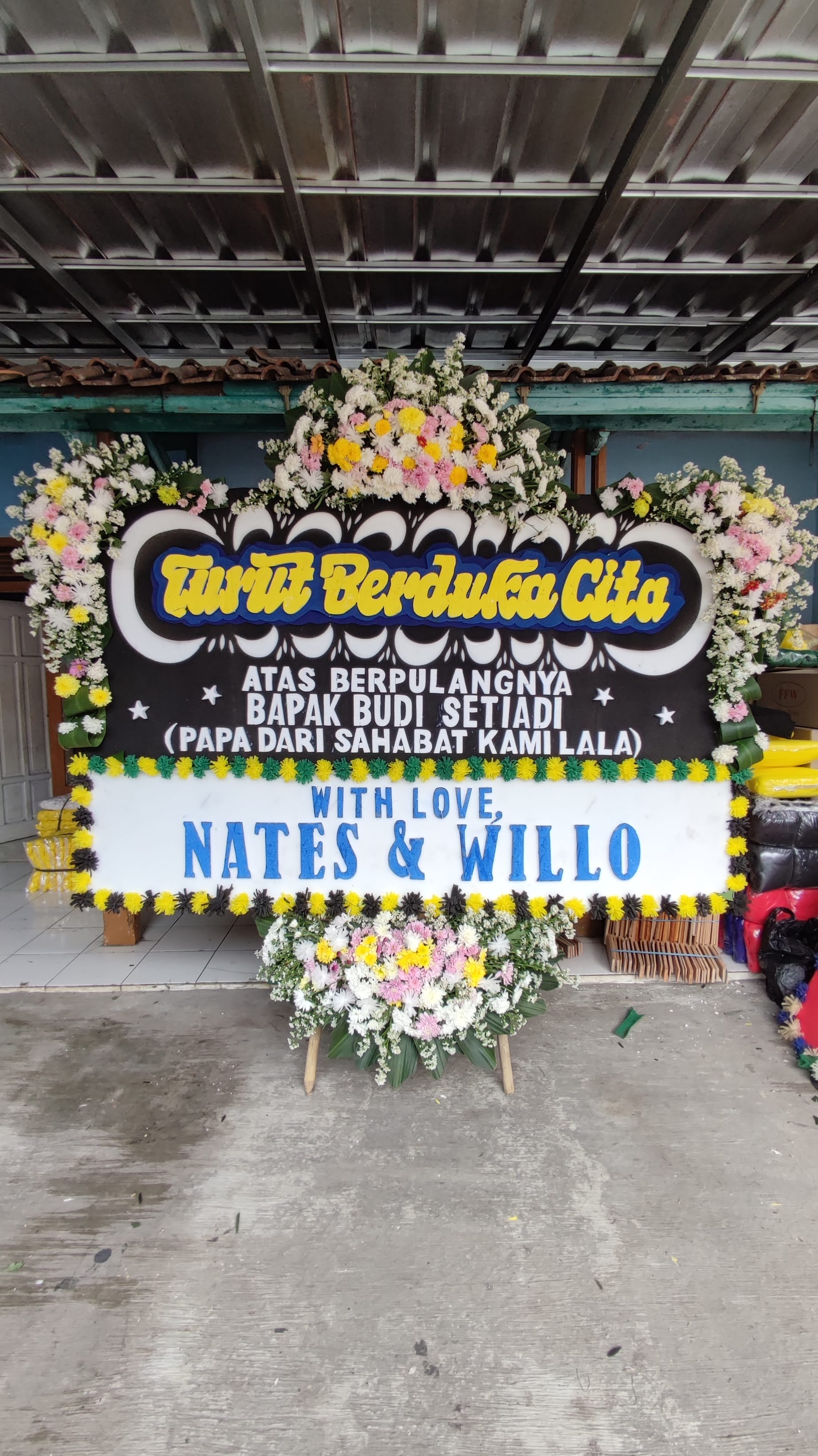bunga papan turut berduka cita